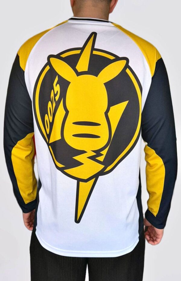 Pokémon - Pikachu Sweater (M)